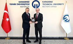 Trabzon Valisi Tahir Şahin, KTÜ Rektörü Prof. Dr. Hamdullah Çuvalcı’yı Ziyaret Etti