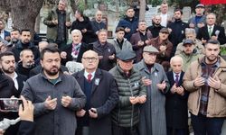 Trabzonlu Efsane Bakan Adnan Kahveci, vefatının 33. yılında kabri başında anıldı