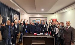 MHP Arsin’de Devir Teslim Töreni