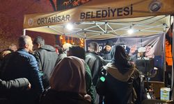 ORTAHİSAR BELEDİYESİ, İKRAM GELENEĞİNİ KADİR GECESİ’NDE DE SÜRDÜRDÜ