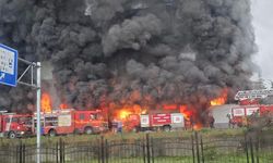BÜYÜKŞEHİR’DEN ARSİN OSB’DEKİ YANGINA HIZLI MÜDAHALE