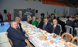 BAŞKAN GENÇ, YOMRA’DA GÖNÜL SOFRASINDA VATANDAŞLARLA BULUŞTU