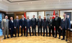 BAŞKAN GENÇ, BÜYÜKŞEHİR PERSONELİ İLE BAYRAMLAŞTI