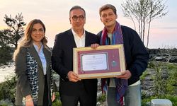 Burak Yörük ve Erdem Şanlı “Fahri Sürmeneli” Oldu