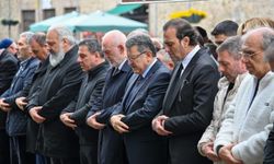 Ali Sürmen’in Kayınvalidesi Gülben Başağa Dualarla Yolcu Edildi