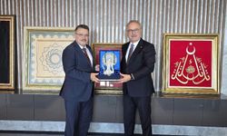 Vakıfbank Genel Müdürü Üstünsalih görevden alındı