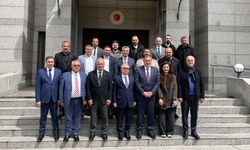 Trabzon iş insanları heyeti Bakü Büyükelçiliğini ziyaret etti