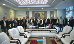 ORTAHİSAR’DAKİ MUHTARLAR, BAŞKAN KAYA’YI ZİYARET ETTİ