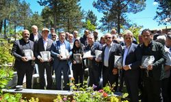 İBRAHİM USTA'YI ANMA TÖRENİNDE KONUŞAN BAŞKAN GENÇ: "USTA, MEMLEKETİNE VE İNSANLARA HİZMET İÇİN ÇALIŞAN BİR DEĞERDİ"