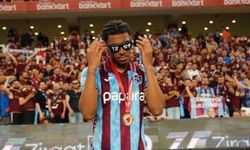 Felipe Augusto,koptu gidiyor.