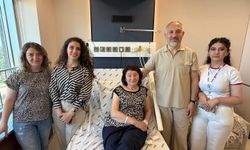 Gürcistan’dan gelen hasta Özel İmperial Hastanesi’nde Kornea Nakli ile yeniden görmeye başladı.