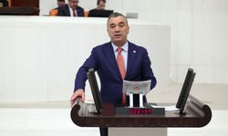 İYİ Parti Trabzon Milletvekili Yavuz Aydın’dan TBMM’de emekli çıkışı:  “Emekli nefes alıyorsa hâlâ geçinebiliyor sayılıy