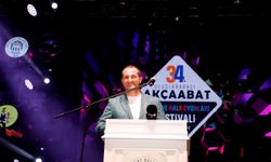34. ULUSLARARASI AKÇAABAT MÜZİK VE HALK OYUNLARI FESTİVALİ RENKLİ GÖRÜNTÜLERLE BAŞLADI