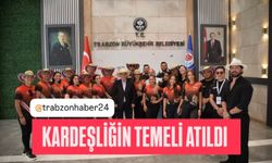 KOLOMBİYA HALK OYUNLARI EKİBİ’NDEN HASAN SELİM’E ZİYARET