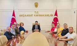 TÜRK KIZILAY’INDAN AKÇAABAT KAYMAKAMI ABDULLAH ŞAHİN’E ZİYARET