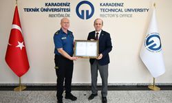 POMEM Müdürü Akıntürk’ten Rektör Prof. Dr. Çuvalcı’ya Nezaket Ziyareti