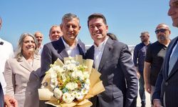 YENi Parti Genel Başkanı Özgür Özel “Trabzon’dan çok çağrı aldık”
