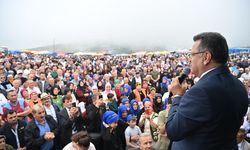 BAŞKAN GENÇ, ÇOBAN DERNEĞİ ŞENLİĞİ’NDE VATANDAŞLARLA BULUŞTU