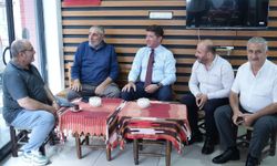 BAŞKAN KAYA, YENİMALLE VE PAZARKAPI’DA ESNAFLA BİR ARAYA GELDİ