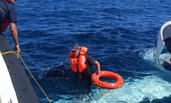 DENİZE ZORUNLU İNİŞ YAPAN UÇAĞIN PLOTLARI KURTULDU