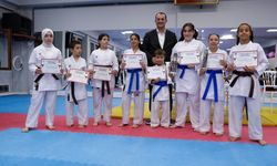 AKÇAABAT’TA 60 SPORCU KARATE KUŞAK SINAVINDA TER DÖKTÜ