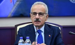 BAKAN URALOĞLU DENİZCİLİK FAALİYETLERİNİ MASAYA YATIRDI