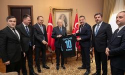 MHP İl Başkanı Hacısalihoğlu’ndan Lider Devlet Bahçeli’ye Anlamlı Hediye