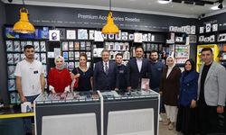 BAŞKAN GENÇ ESNAF VE VATANDAŞLARLA BULUŞTU
