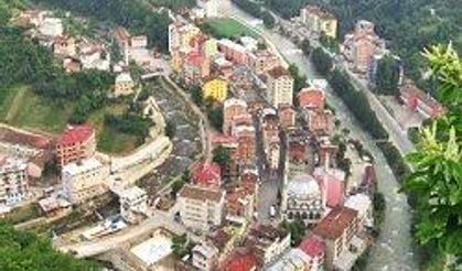 Trabzon Çaykara’da korkutan deprem