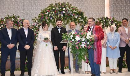 Behlül Karakaş & Büşra Zengin Çifti Mutluluğa Evet Dediler