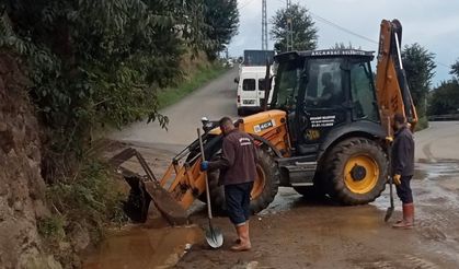 Akçaabat Belediyesi Ekipleri Şiddetli Yağışların Ardından Sahada