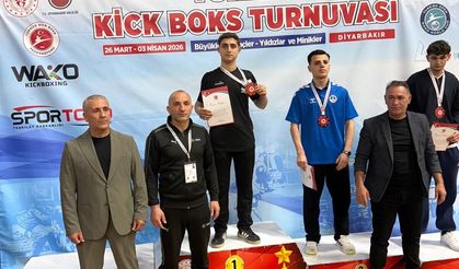 Muhammet Arda Derya Türkiye Kick Boks Şampiyonu Oldu