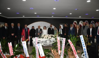 Gazeteci Ömer Altıntaş’ın Kızı Fatmanur İle Onur Can Elma Dünya Evine Girdi