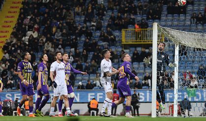Trabzonspor Eyüpspor engelini de geçerek şampiyonlukta bende varım dedi .