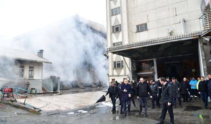 Vali Şahin Cırav Fındık Fabrikasında İnceleme Yaptı