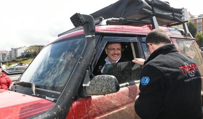 Başkan Genç, adrenalin dolu yarışların heyecanına ortak oldu  TRABZON’DA OFF-ROAD FIRTINASI ESTİ