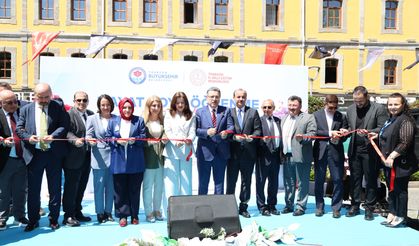 Trabzon’da Hayat Boyu Öğrenme Haftası etkinlikleri törenle başladı