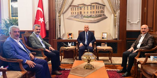 Adil Karaismailoğlu Trabzon Valisi Aziz Yıldırım’ı Ziyaret Etti