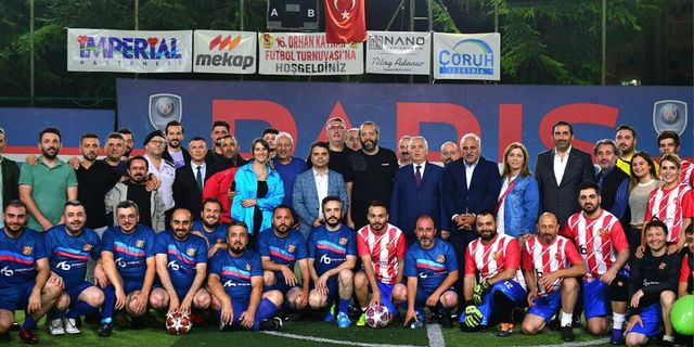 Trabzon Gazeteciler Cemiyeti’nin 16. kez düzenlediği Orhan Kaynar Futbol Turnuvası başladı.