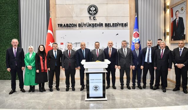 Sanayi ve Teknoloji Bakanı Mehmet Fatih Kaçır Büyükşehir’i Ziyaret Etti