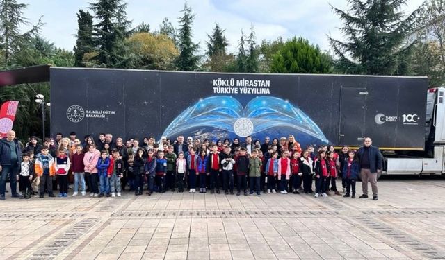 Köklü Mirastan Türkiye Yüzyılı’na gezici eğitim tırı, Trabzon’da!