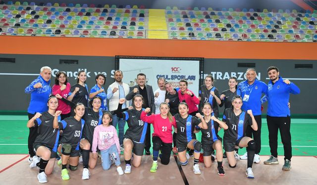 Başkan Genç, bütün Trabzonluları Kadın Hentbol Takımı’nın oynayacağı maça davet etti 