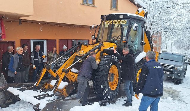 Trabzon Valiliği Kar ,Buzlanma ve Tipiye Karşı Uyardı