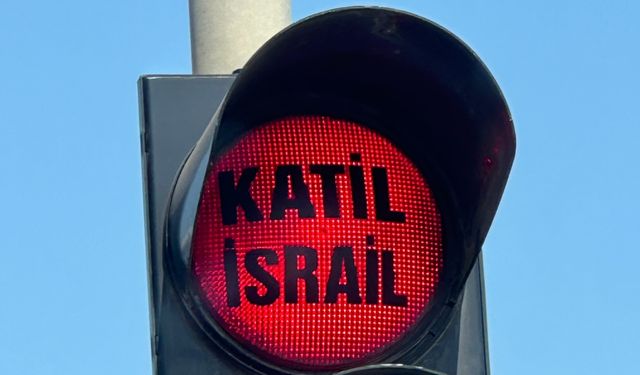 Katil İsrail ,Özgür Kudüs Çağrısı Trafik Işıklarında