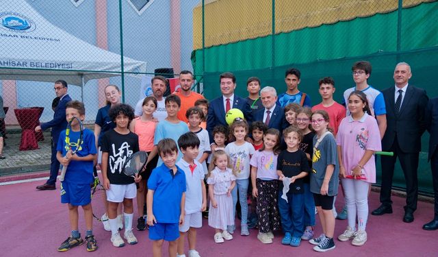 30 Ağustos Tenis Turnuvası’nın kazananları belli oldu