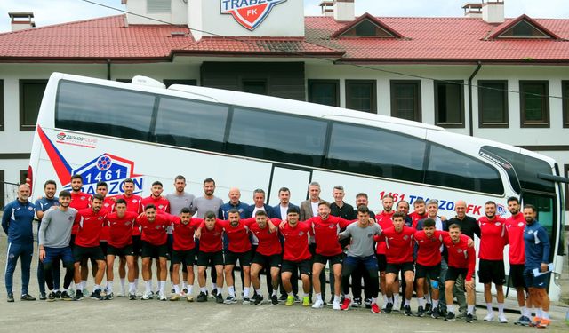 Zağnos Tours 1461 Trabzon FK'ya Otobüs Hediye Etti