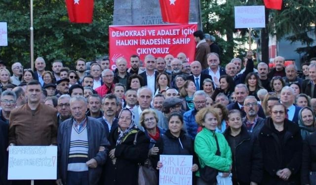 Trabzon'dan Esenyurt Belediye Başkanı Ahmet Özer'e Destek