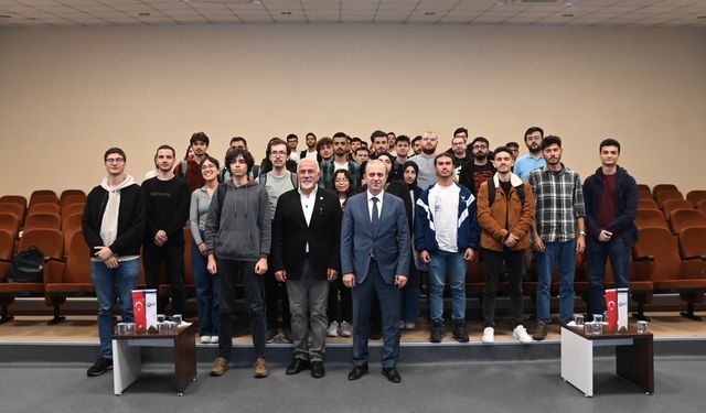 KTÜ’de “Türkiye’nin Havacılık Seyri” SemineriGerçekleştirildi