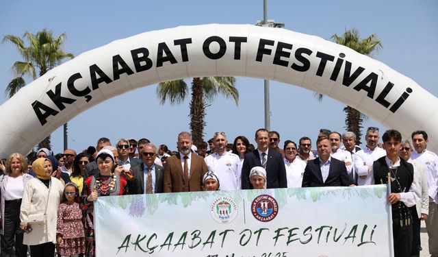 Akçaabat’ta İlk Ot Festivali Renkli Görüntülere Sahne Oldu