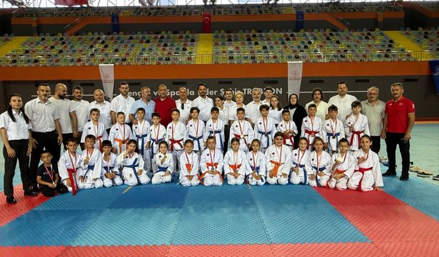 Trabzon’da Minikler Karate Şampiyonası Seçmeleri Tamamlandı